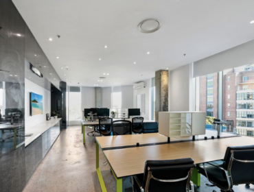 4 x Person Workspace | Fully-Fitted, Creative & Bright Office
