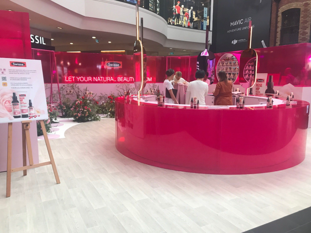 Melbourne pop-up space creating immersive customer engagement through branded retail experience and interactive design