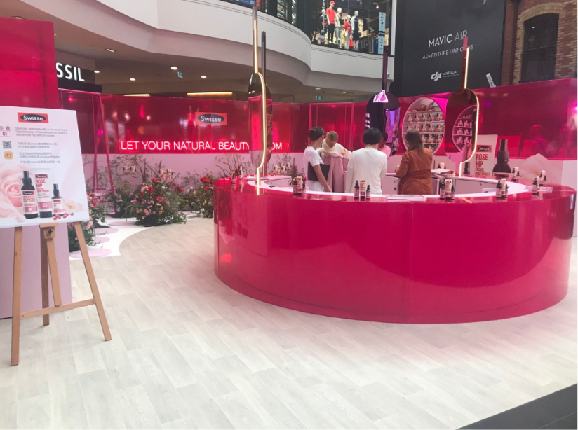 Brand activation at a seasonal pop-up Melbourne retail space